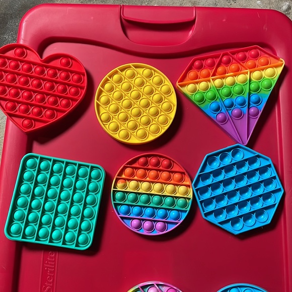 One random pop it fidget - Picture 2 of 2